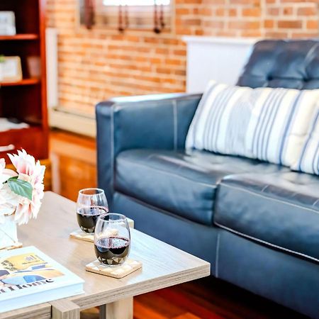 Jennifer'S Riverfront Foundry Apartment Downtown 普罗维登斯 外观 照片