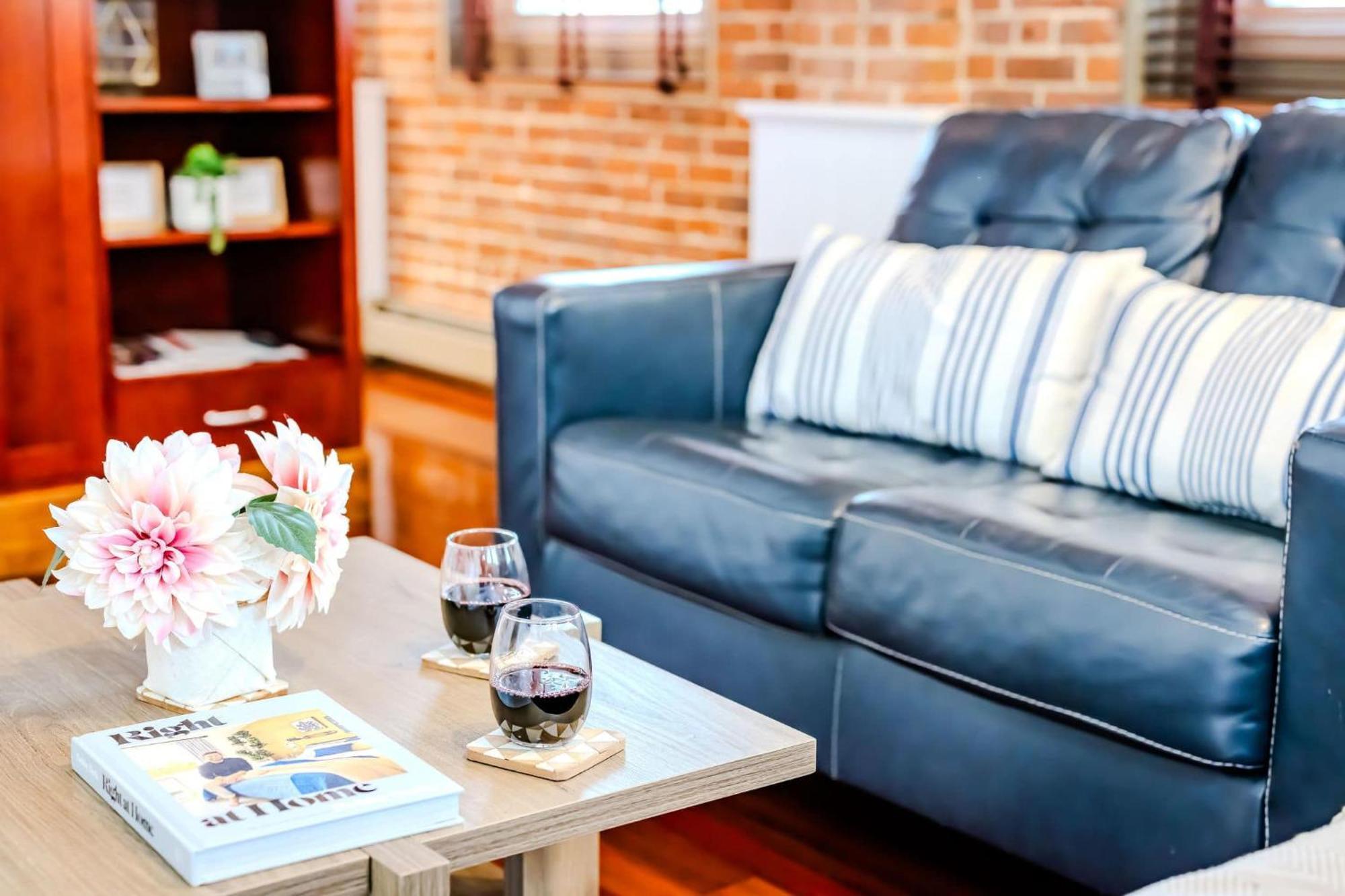 Jennifer'S Riverfront Foundry Apartment Downtown 普罗维登斯 外观 照片