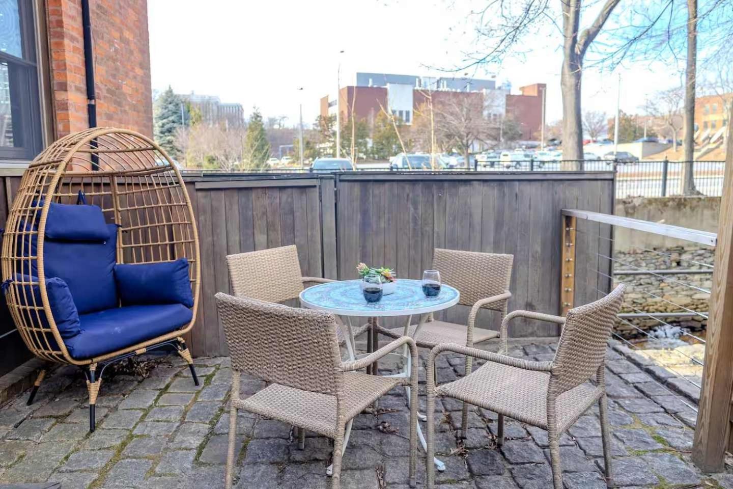 Jennifer'S Riverfront Foundry Apartment Downtown 普罗维登斯 外观 照片