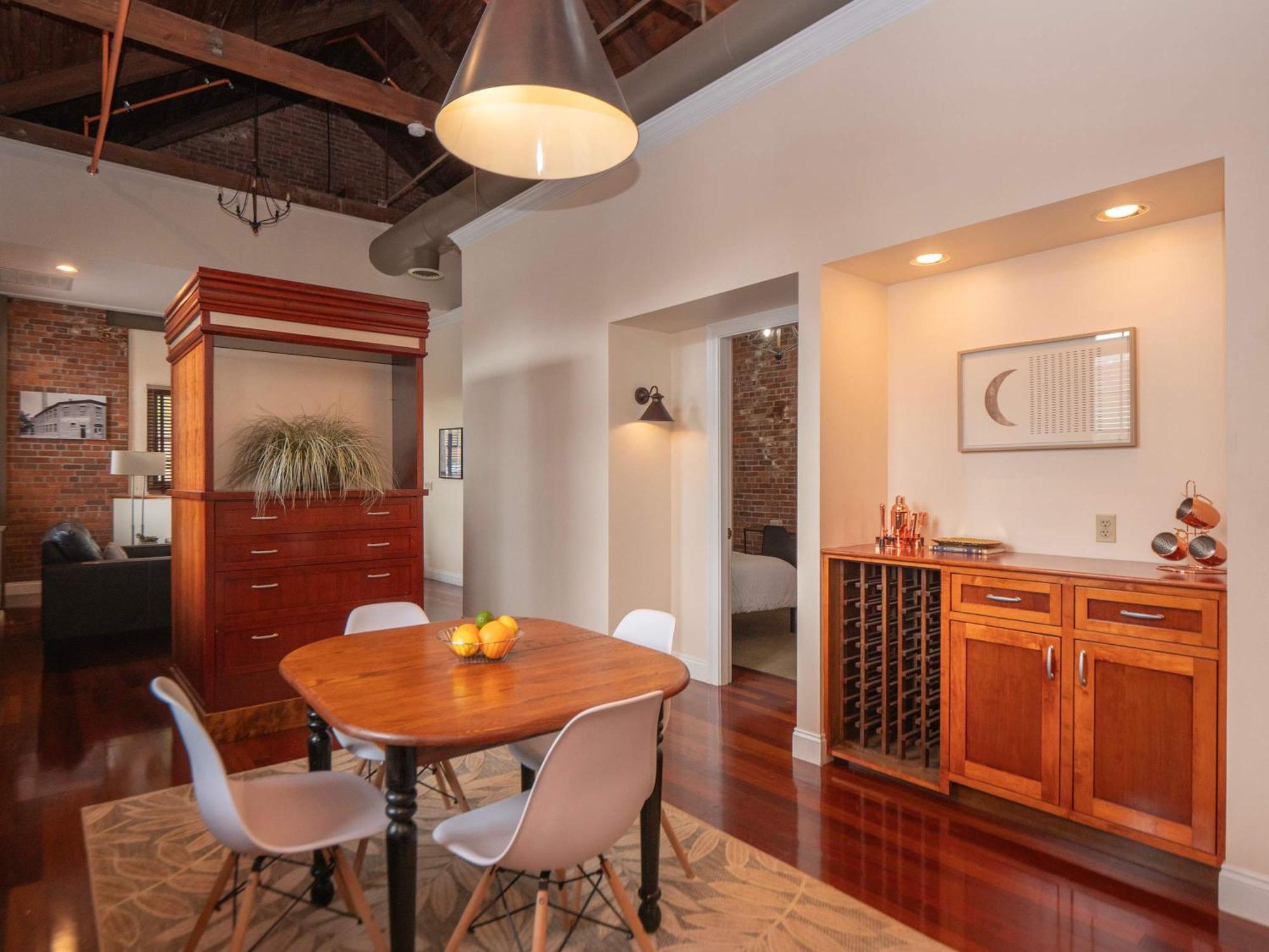 Jennifer'S Riverfront Foundry Apartment Downtown 普罗维登斯 外观 照片