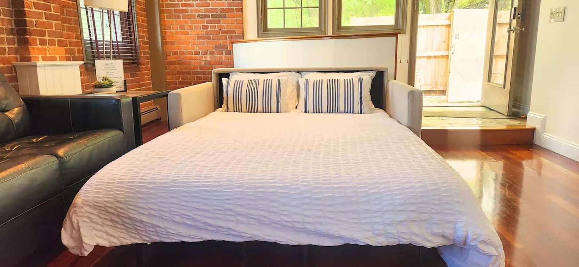 Jennifer'S Riverfront Foundry Apartment Downtown 普罗维登斯 外观 照片